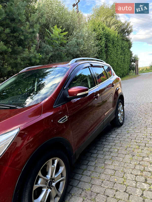Внедорожник / Кроссовер Ford Escape 2015 в Львове