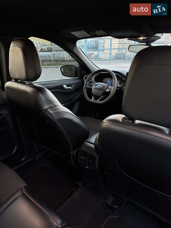 Внедорожник / Кроссовер Ford Escape 2023 в Львове