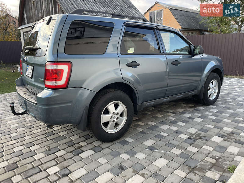 Внедорожник / Кроссовер Ford Escape 2012 в Лубнах