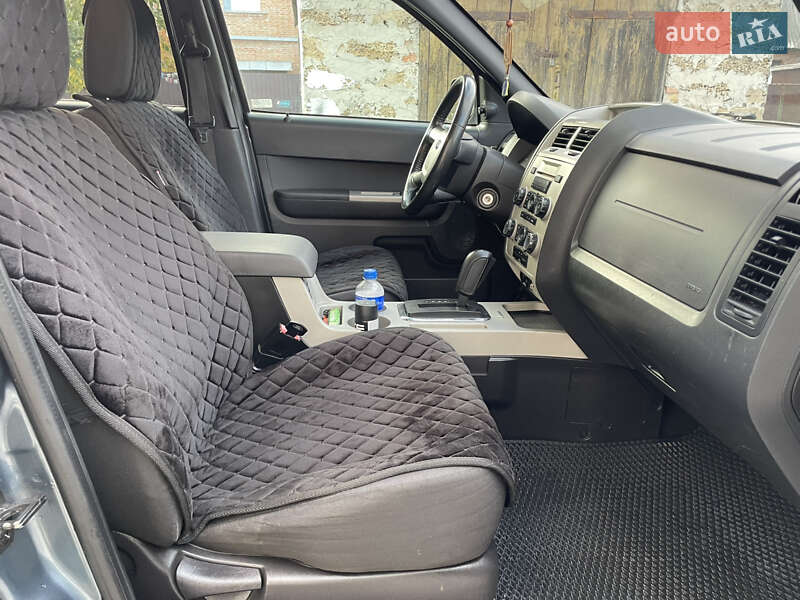 Внедорожник / Кроссовер Ford Escape 2012 в Лубнах
