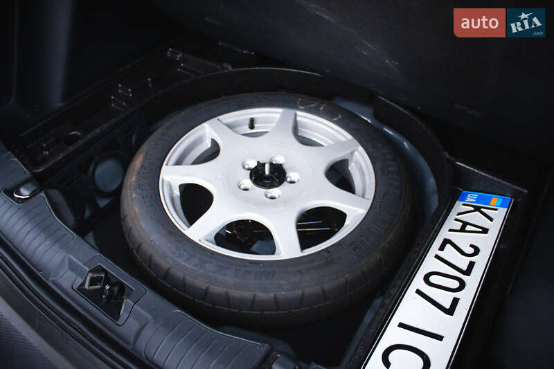 Позашляховик / Кросовер Ford Escape 2020 в Києві