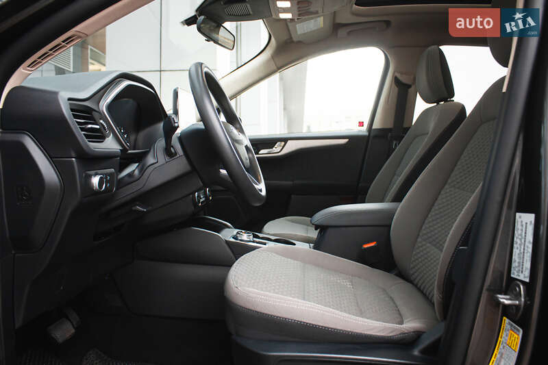 Позашляховик / Кросовер Ford Escape 2020 в Києві