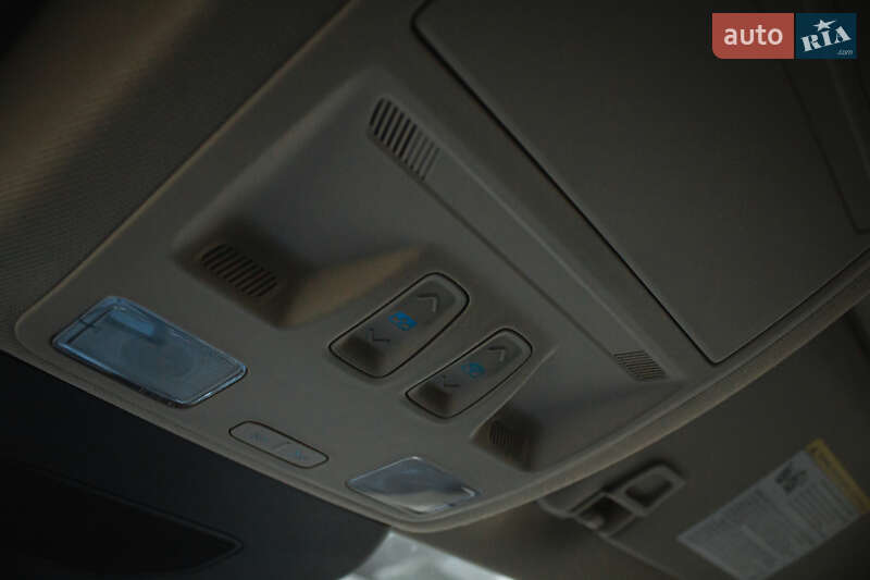 Позашляховик / Кросовер Ford Escape 2020 в Києві