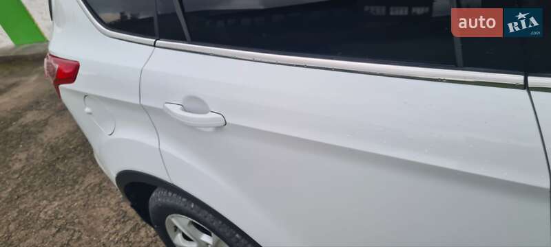 Внедорожник / Кроссовер Ford Escape 2014 в Радехове