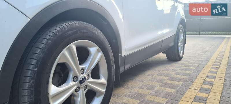 Внедорожник / Кроссовер Ford Escape 2014 в Радехове