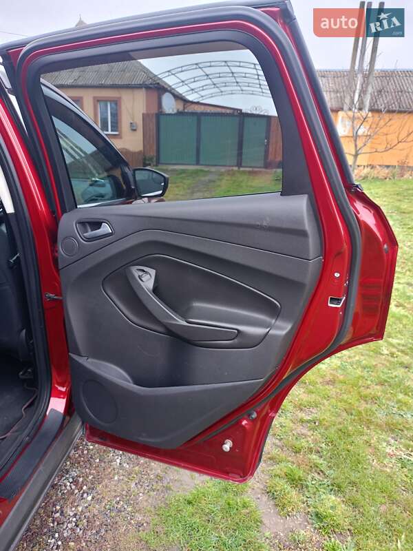 Позашляховик / Кросовер Ford Escape 2013 в Єланці