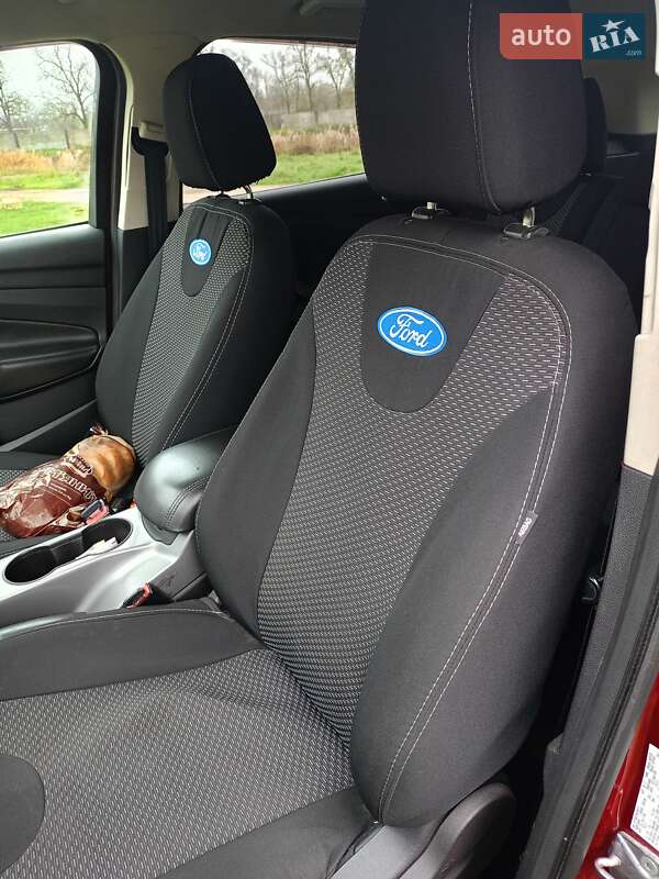 Позашляховик / Кросовер Ford Escape 2013 в Єланці