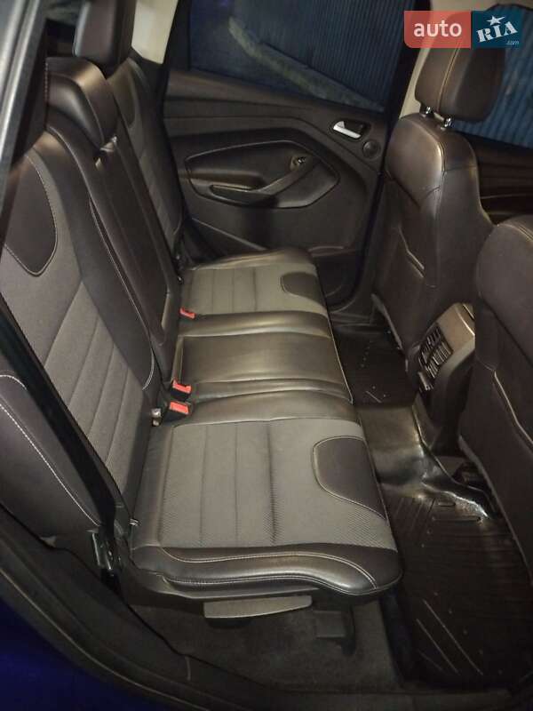 Позашляховик / Кросовер Ford Escape 2015 в Києві