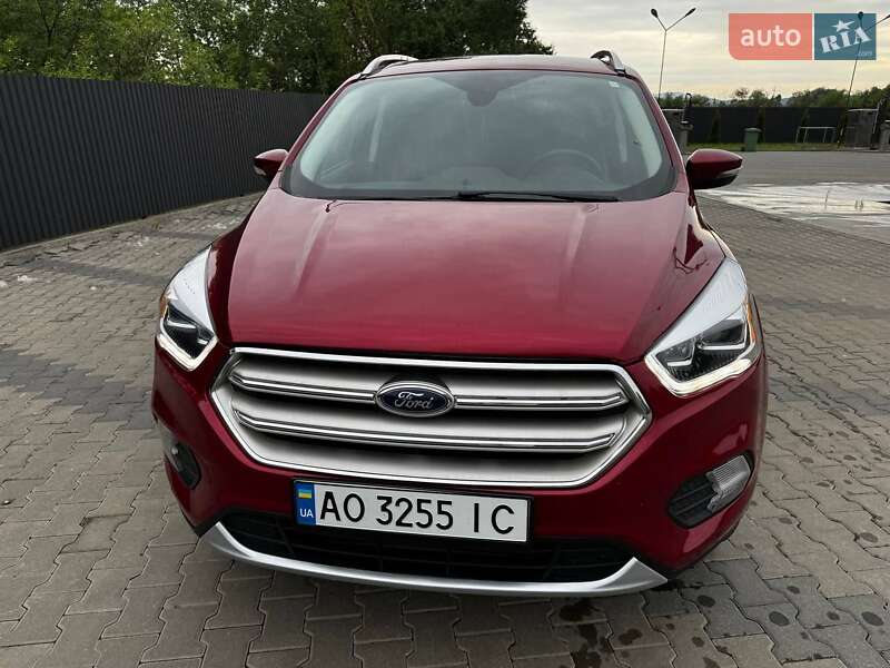 Внедорожник / Кроссовер Ford Escape 2019 в Иршаве