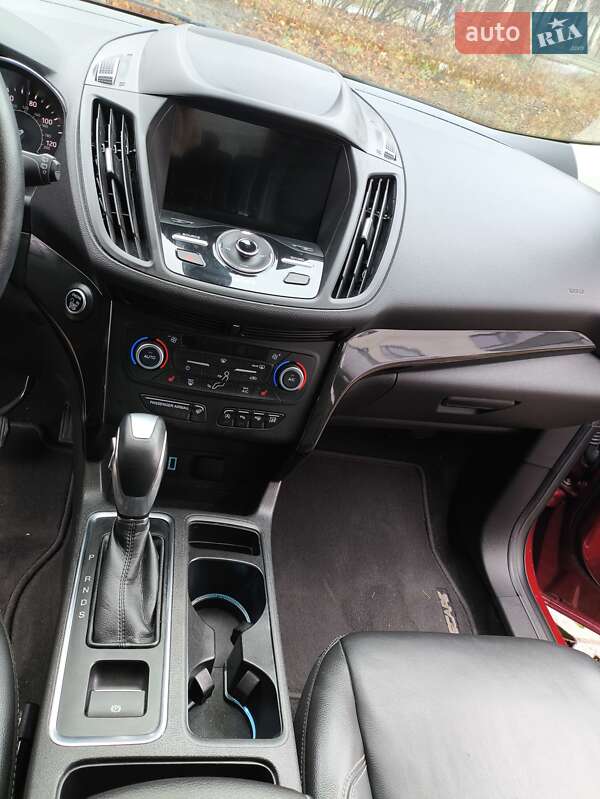 Внедорожник / Кроссовер Ford Escape 2019 в Ровно фото 26 Внедорожник / Кроссовер Ford Escape 2019 в Ровно