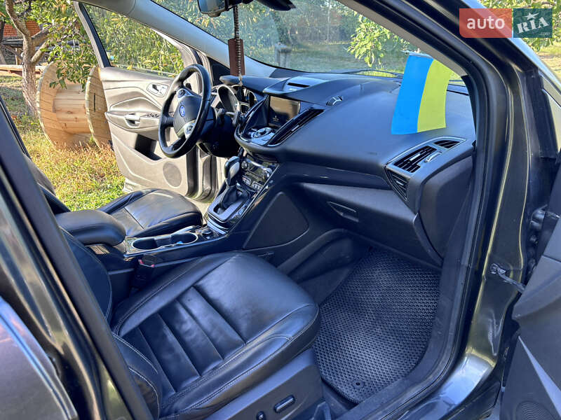 Позашляховик / Кросовер Ford Escape 2014 в Черкасах