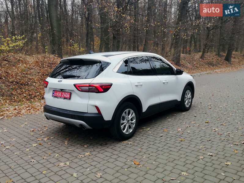 Внедорожник / Кроссовер Ford Escape 2023 в Львове