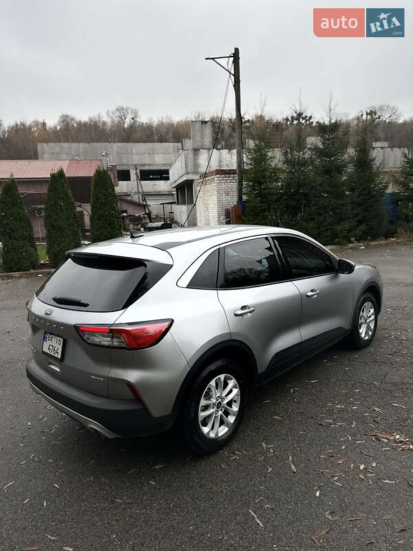 Внедорожник / Кроссовер Ford Escape 2021 в Киеве