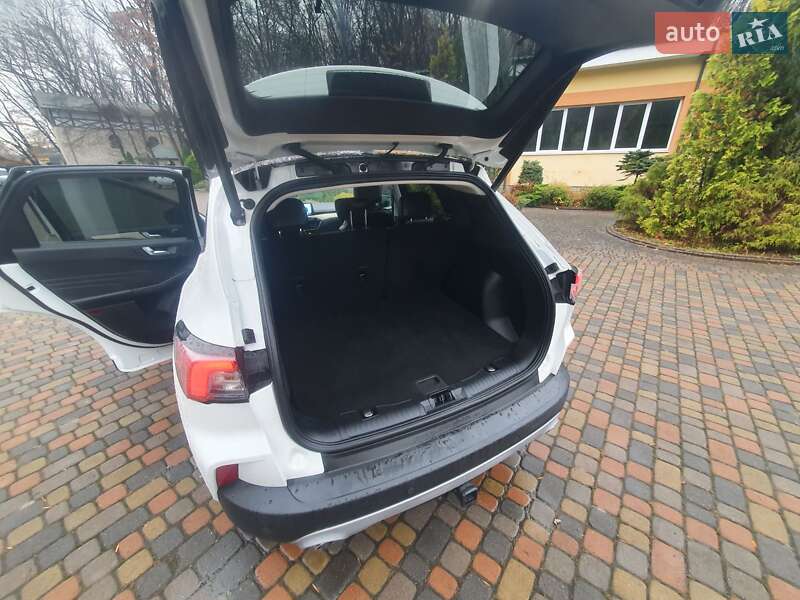 Позашляховик / Кросовер Ford Escape 2022 в Рівному фото 19 Позашляховик / Кросовер Ford Escape 2022 в Рівному