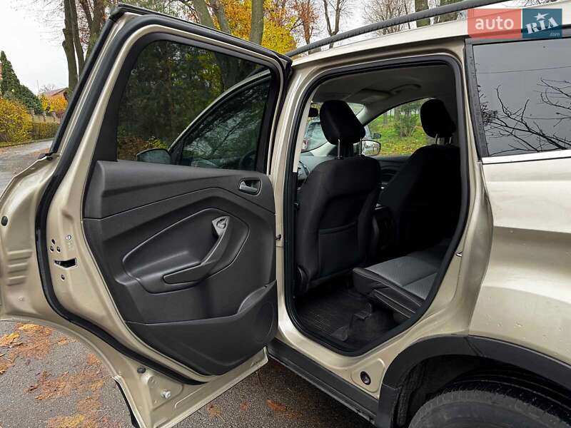 Позашляховик / Кросовер Ford Escape 2018 в Києві фото 27 Позашляховик / Кросовер Ford Escape 2018 в Києві