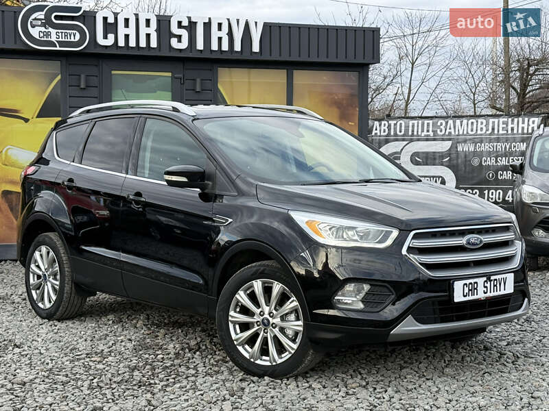 Позашляховик / Кросовер Ford Escape 2016 в Стрию