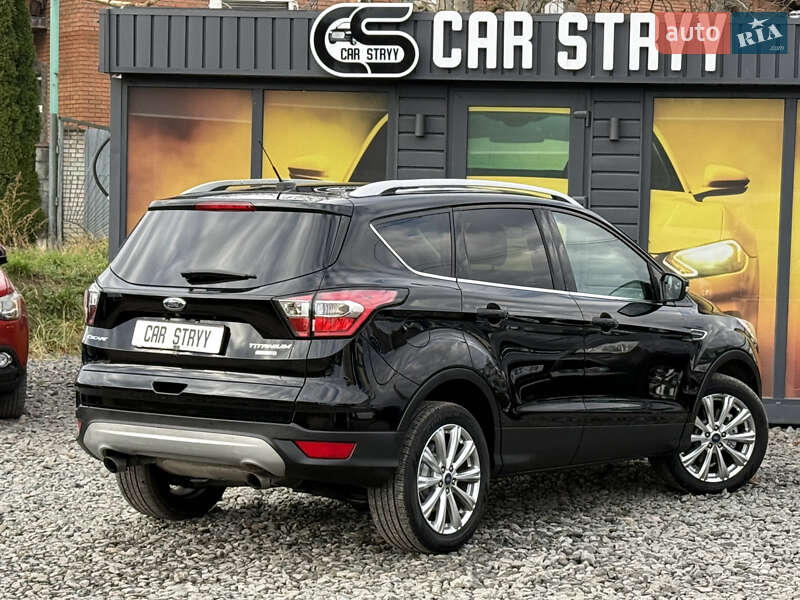 Позашляховик / Кросовер Ford Escape 2016 в Стрию