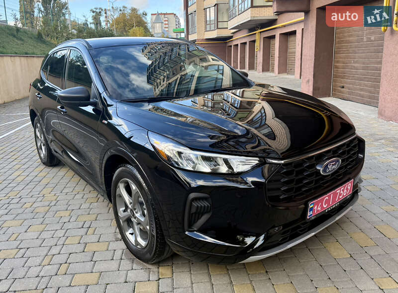 Позашляховик / Кросовер Ford Escape 2024 в Вінниці