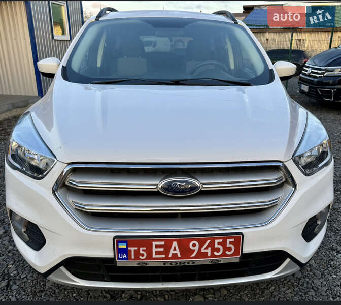 Позашляховик / Кросовер Ford Escape 2018 в Полтаві фото 2 Позашляховик / Кросовер Ford Escape 2018 в Полтаві