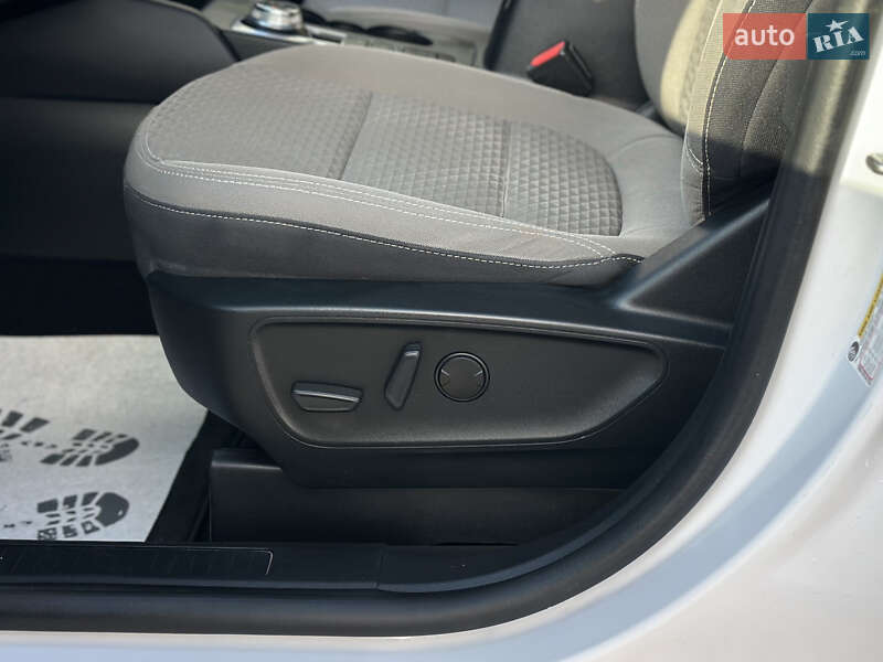 Позашляховик / Кросовер Ford Escape 2020 в Шептицькому фото 25 Позашляховик / Кросовер Ford Escape 2020 в Шептицькому