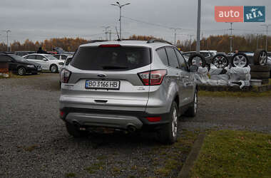 Внедорожник / Кроссовер Ford Escape 2017 в Львове