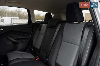 Внедорожник / Кроссовер Ford Escape 2017 в Львове