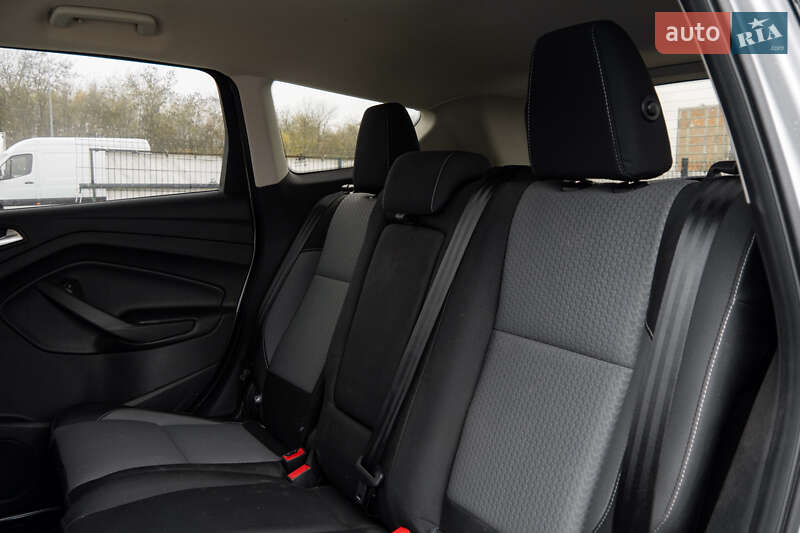 Позашляховик / Кросовер Ford Escape 2017 в Львові