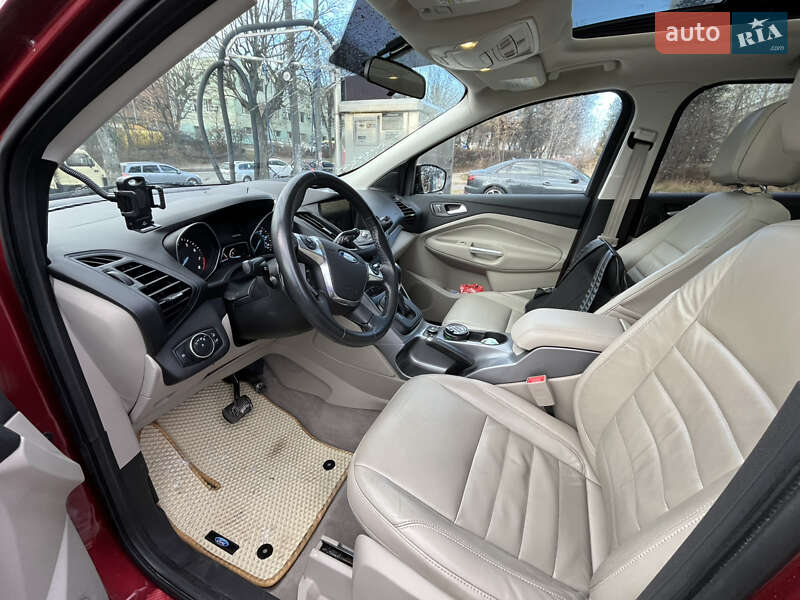 Внедорожник / Кроссовер Ford Escape 2016 в Львове