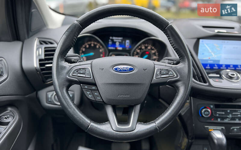 Позашляховик / Кросовер Ford Escape 2016 в Львові фото 11 Позашляховик / Кросовер Ford Escape 2016 в Львові