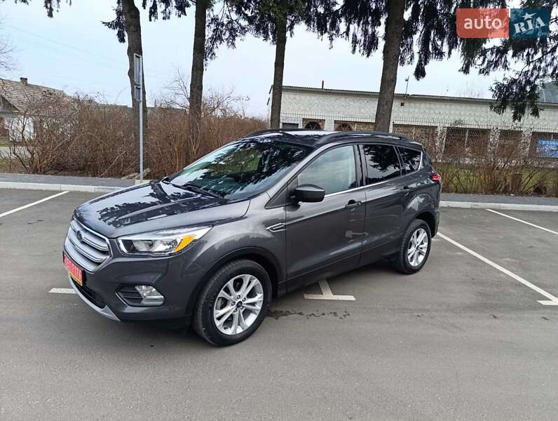 Внедорожник / Кроссовер Ford Escape 2018 в Смыге фото 10 Внедорожник / Кроссовер Ford Escape 2018 в Смыге