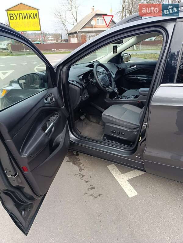 Внедорожник / Кроссовер Ford Escape 2018 в Смыге фото 26 Внедорожник / Кроссовер Ford Escape 2018 в Смыге