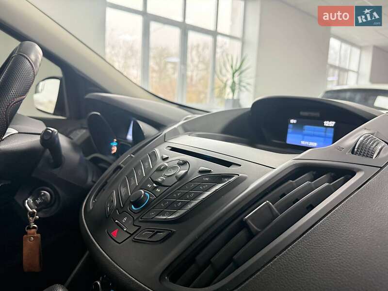 Позашляховик / Кросовер Ford Escape 2013 в Полтаві фото 6 Позашляховик / Кросовер Ford Escape 2013 в Полтаві