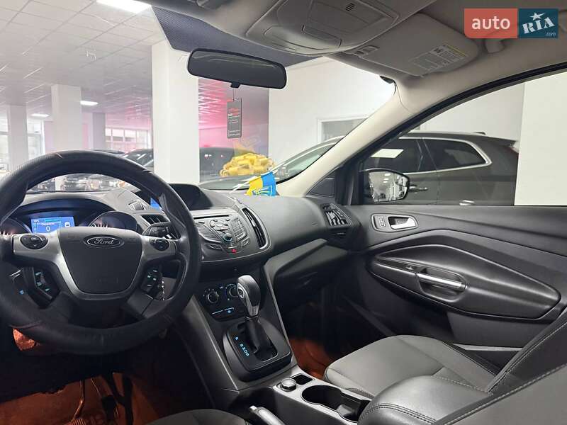 Позашляховик / Кросовер Ford Escape 2013 в Полтаві фото 5 Позашляховик / Кросовер Ford Escape 2013 в Полтаві