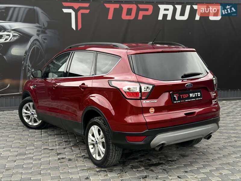 Позашляховик / Кросовер Ford Escape 2018 в Львові