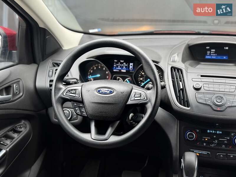 Позашляховик / Кросовер Ford Escape 2018 в Львові
