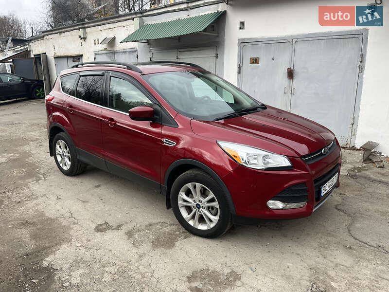 Внедорожник / Кроссовер Ford Escape 2016 в Львове