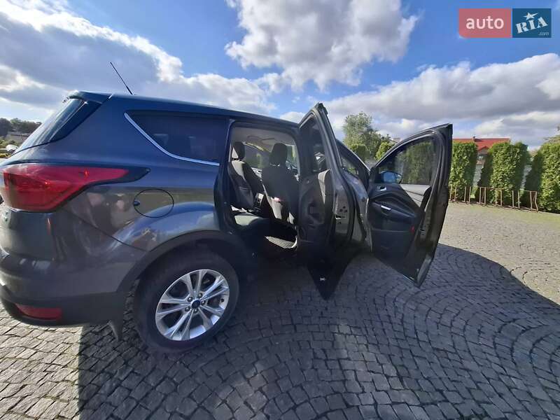 Внедорожник / Кроссовер Ford Escape 2018 в Львове фото 3 Внедорожник / Кроссовер Ford Escape 2018 в Львове