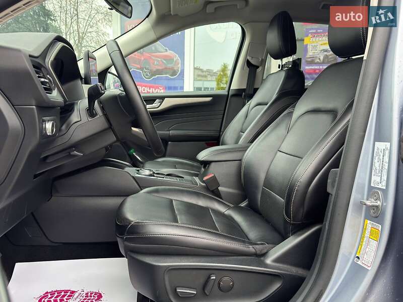 Позашляховик / Кросовер Ford Escape 2022 в Львові