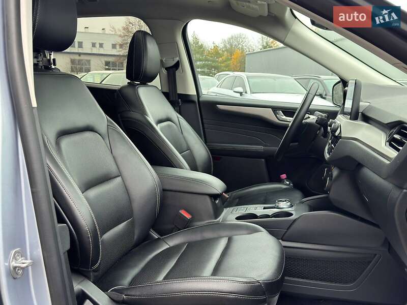Позашляховик / Кросовер Ford Escape 2022 в Львові
