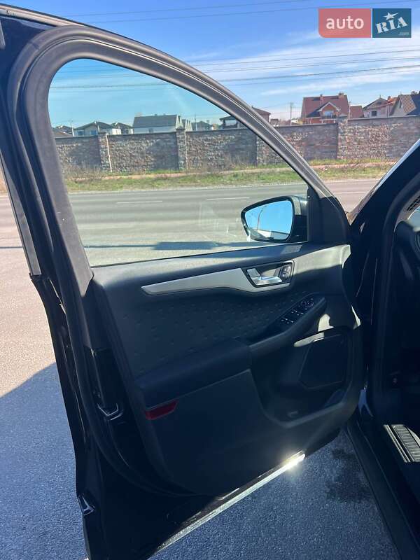 Позашляховик / Кросовер Ford Escape 2020 в Києві