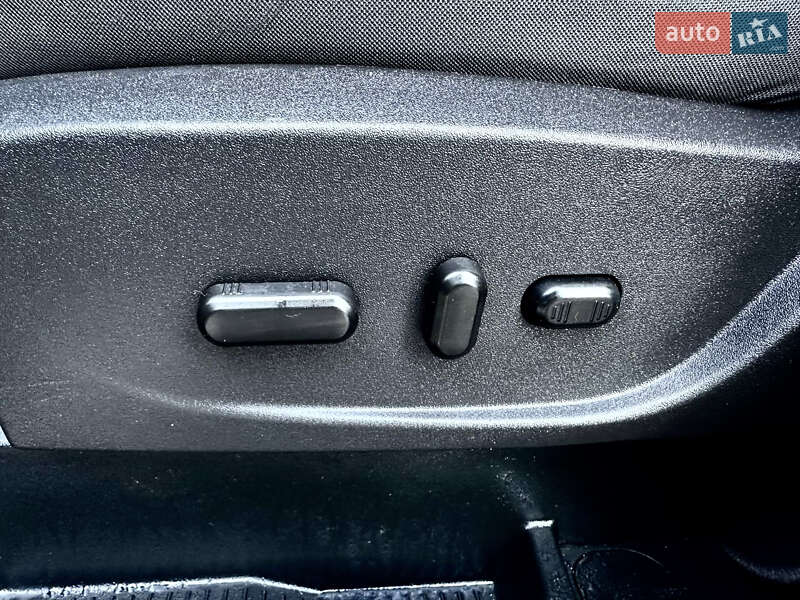 Внедорожник / Кроссовер Ford Escape 2018 в Львове фото 21 Внедорожник / Кроссовер Ford Escape 2018 в Львове