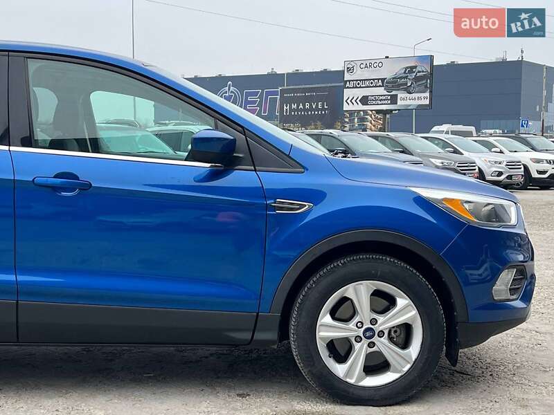 Позашляховик / Кросовер Ford Escape 2016 в Львові фото 11 Позашляховик / Кросовер Ford Escape 2016 в Львові