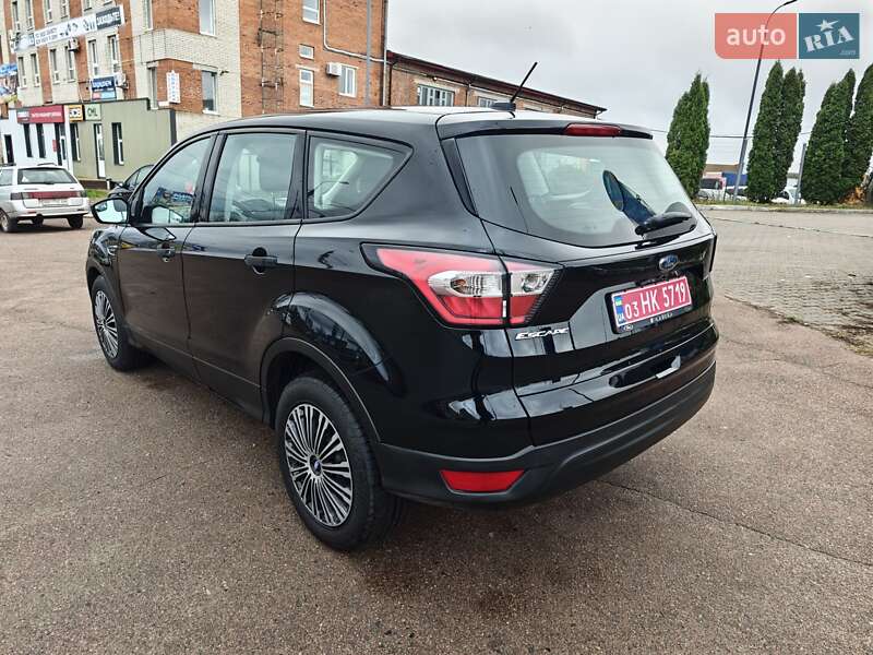 Внедорожник / Кроссовер Ford Escape 2017 в Сумах