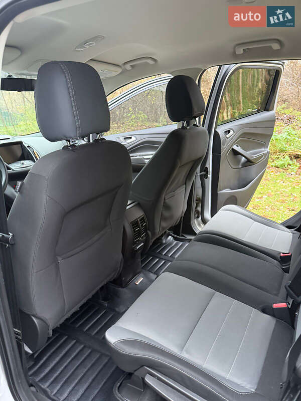 Внедорожник / Кроссовер Ford Escape 2014 в Чернигове