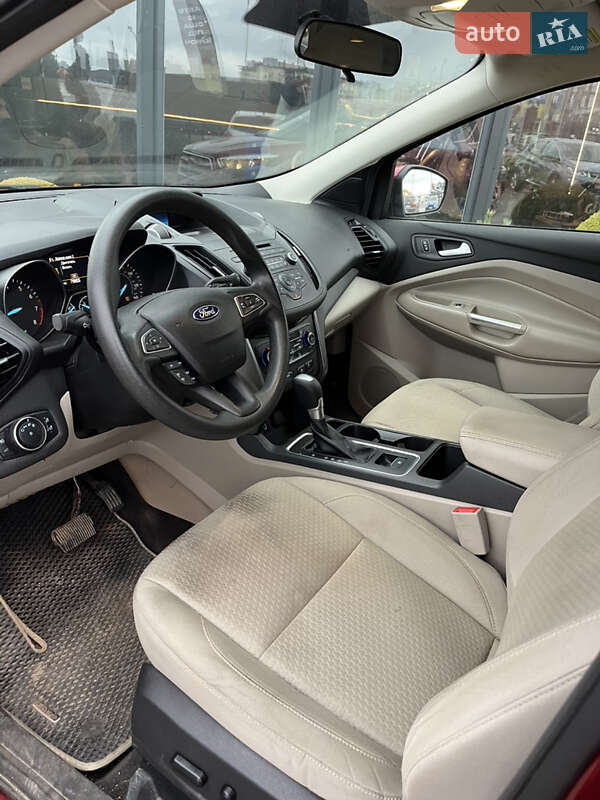 Позашляховик / Кросовер Ford Escape 2016 в Львові фото 12 Позашляховик / Кросовер Ford Escape 2016 в Львові
