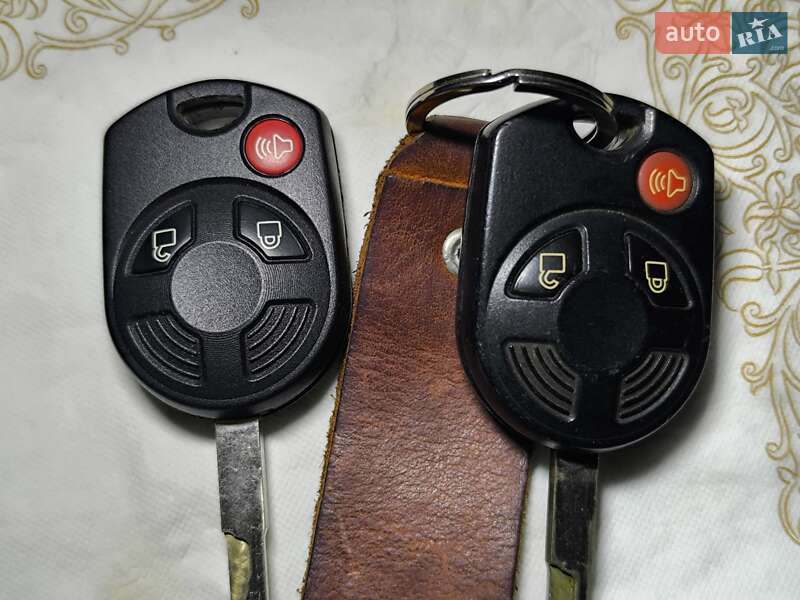 Внедорожник / Кроссовер Ford Escape 2016 в Днепре