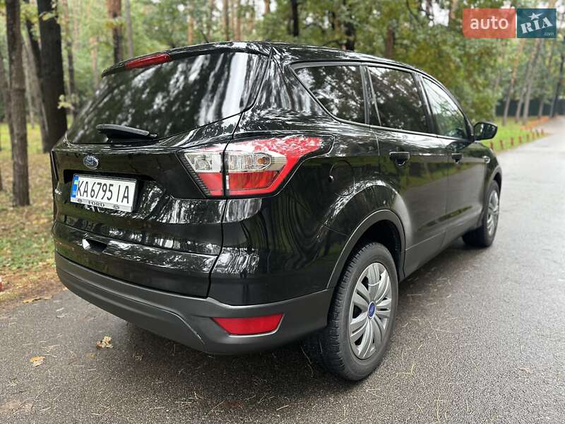 Позашляховик / Кросовер Ford Escape 2017 в Києві фото 4 Позашляховик / Кросовер Ford Escape 2017 в Києві