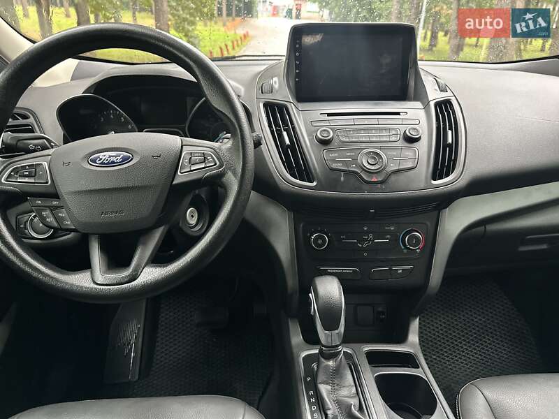 Позашляховик / Кросовер Ford Escape 2017 в Києві фото 22 Позашляховик / Кросовер Ford Escape 2017 в Києві