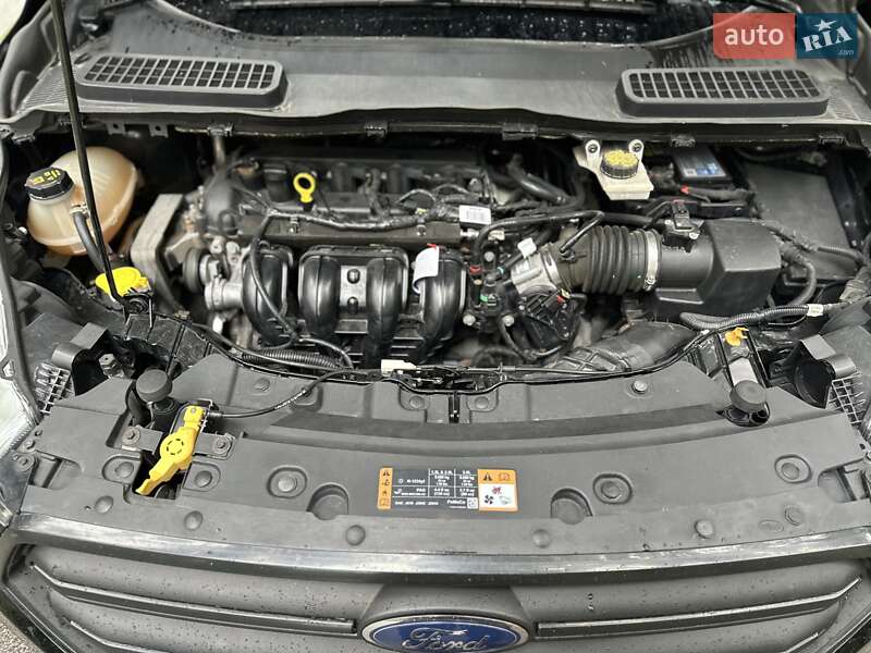 Позашляховик / Кросовер Ford Escape 2017 в Києві фото 33 Позашляховик / Кросовер Ford Escape 2017 в Києві