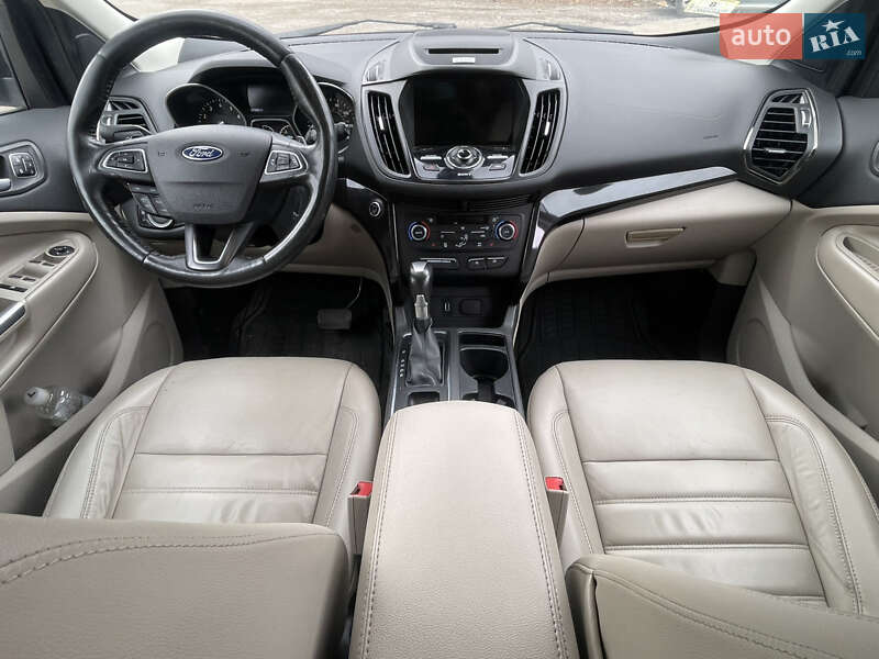 Позашляховик / Кросовер Ford Escape 2016 в Львові фото 12 Позашляховик / Кросовер Ford Escape 2016 в Львові